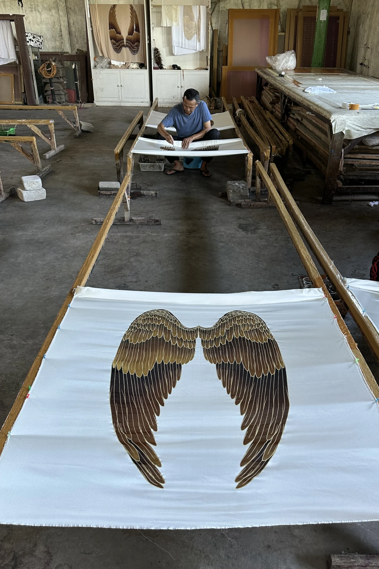 Balijska pracownia batiku – artyści przy pracy