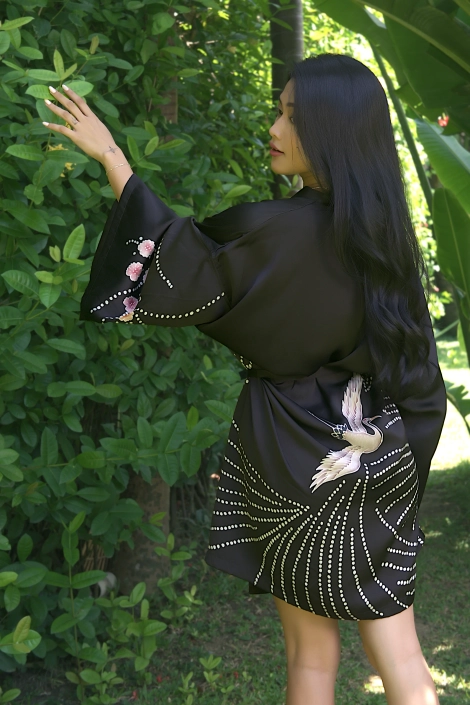 Silk short kimono with CRANES motif