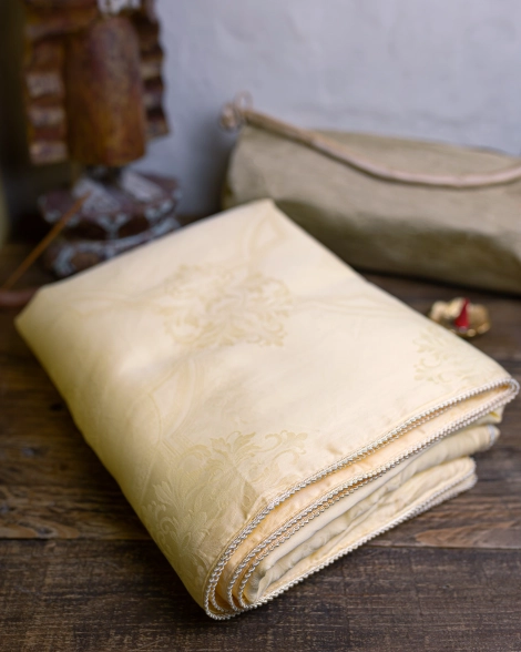 Jedwabna kołderka 120x90 cm z podręcznym futerałem